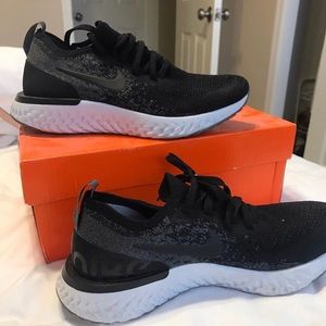 NIKE EPIC REACT FLYKNIT 2⚡️ NEVER WORN!!!!!